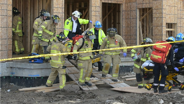 Construction worker, 23, dies after wall collapses in Oakville - CHCH News