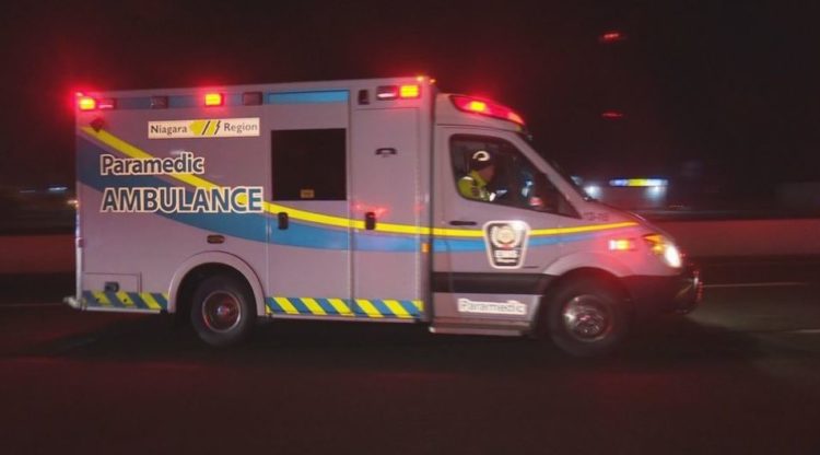Minor injuries in overnight multi-car crash near Grimsby - CHCH News
