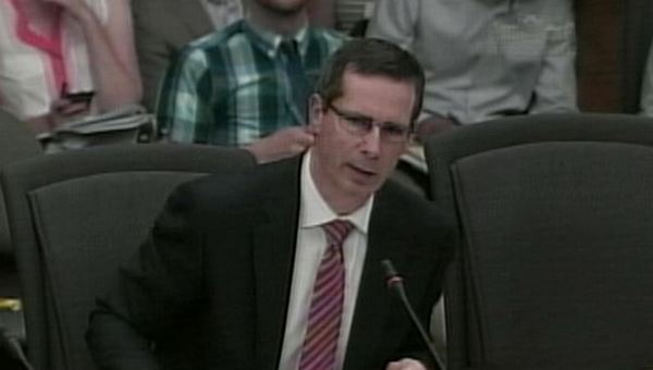 Dalton McGuinty testifying before the gas plant inquiry, Queen's Park, June 25, 2013