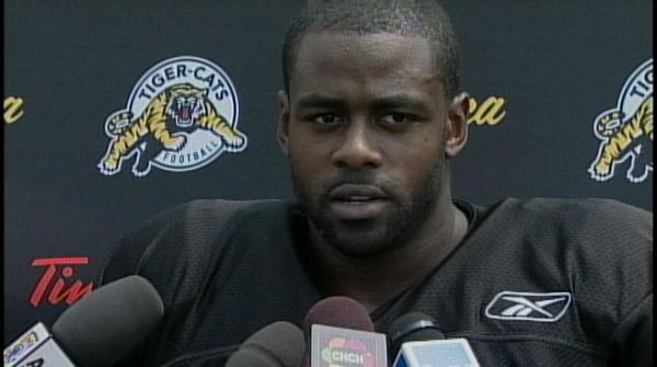 Frederic Plesius signs 3 year contract with Ticats