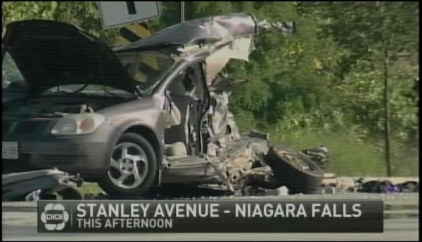 Driver charged in Niagara crash