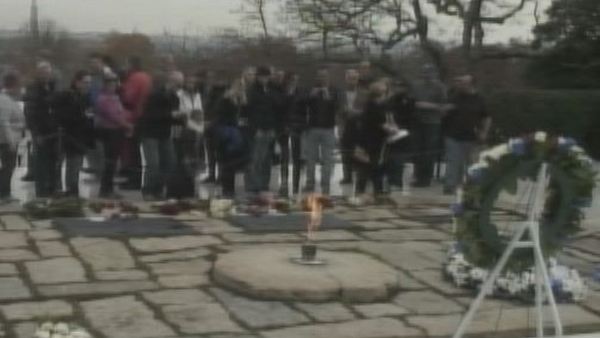 Mourners at the eternal flame, Arlington National Cemetery, November 22, 2013