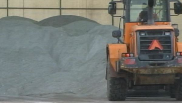 Hamilton hit with road salt shortage