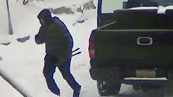 Police looking for Flamborough burglars