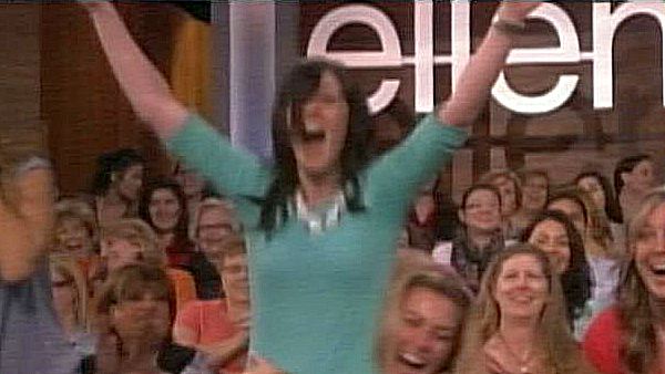 Megan Davies reacts to winning a bleacher seat at the Oscars red carpet; Ellen show, aired February 19, 2014