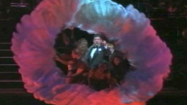 Elvis Stojko as Billy Flynn in Chicago (Mirvish)