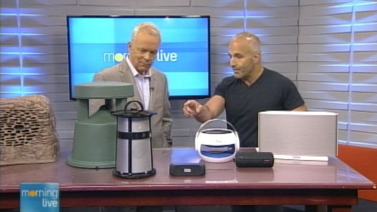 Bob Cowan and Ramsin Khachi look at outdoor speakers; Morning Live, July 16, 2014