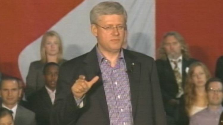 Prime Minister speaks at the Canadian Warplane Heritage Museum