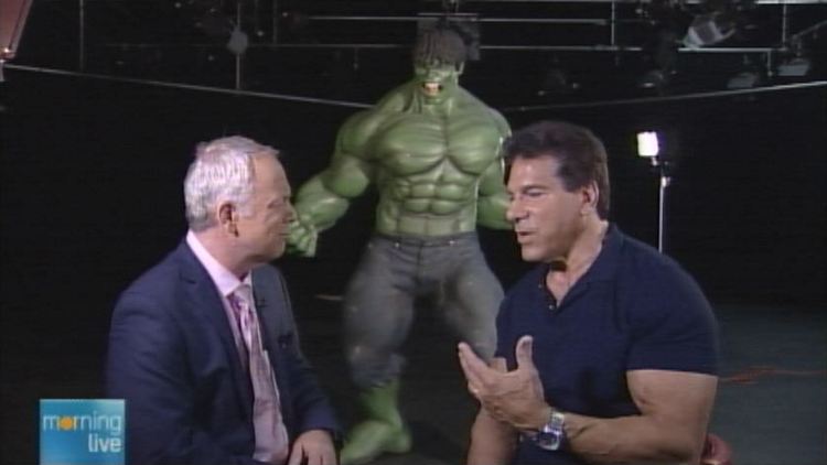 Bob Cowan with TV's Incredible Hulk, Lou Ferrigno; Morning Live, October 3, 2014