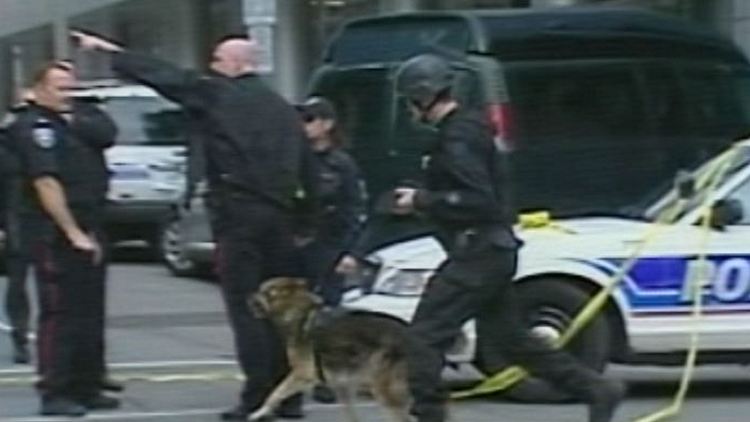 Police officers at scene of shooting; Ottawa, October 22, 2014