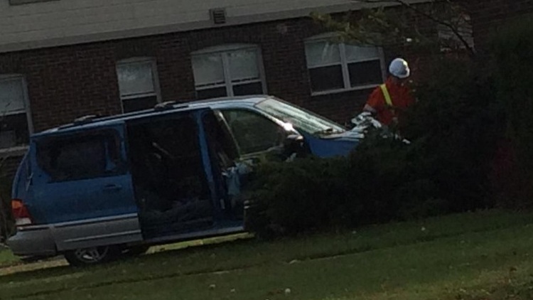 Emergency crews at the scene of a van crash; Niagara Falls, November 24, 2014