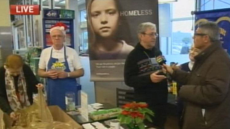 Food donation's being made at Longo's in Burlington, December 18, 2014