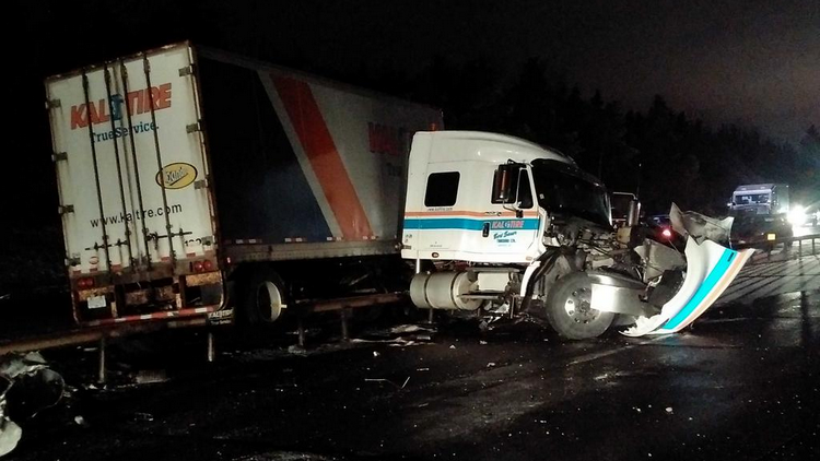 Fatal collision on Hwy 400