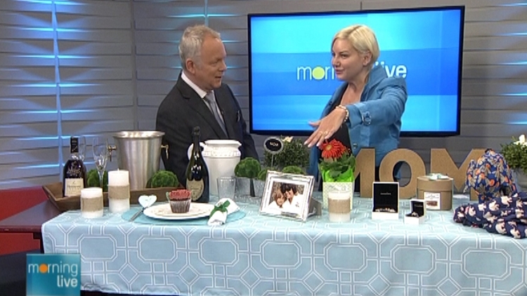 Bob Cowan with lifestyle expert Janette Ewen; Morning Live, May 7, 2015