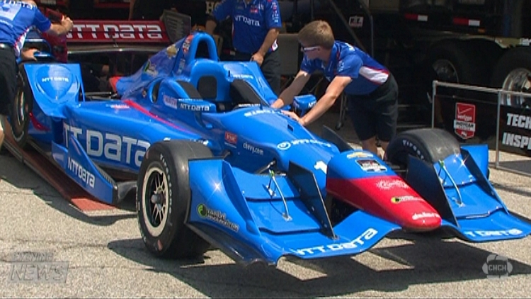 James Hinchcliffe Grand Marshal at Honda Indy