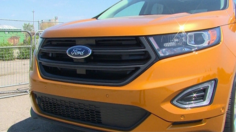 Front grill view of a Ford Edge