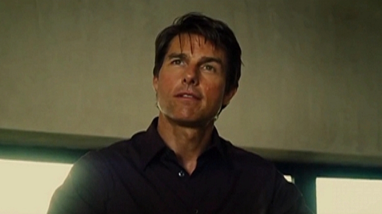 Tom Cruise in Mission Impossible: Rogue Nation