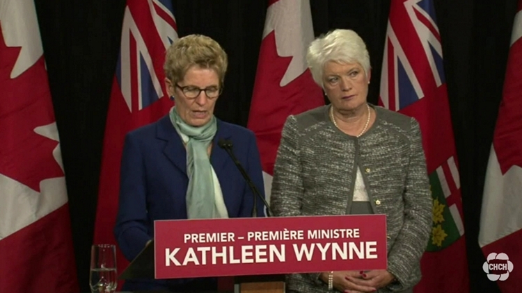 Premier sets deadline in teacher talks