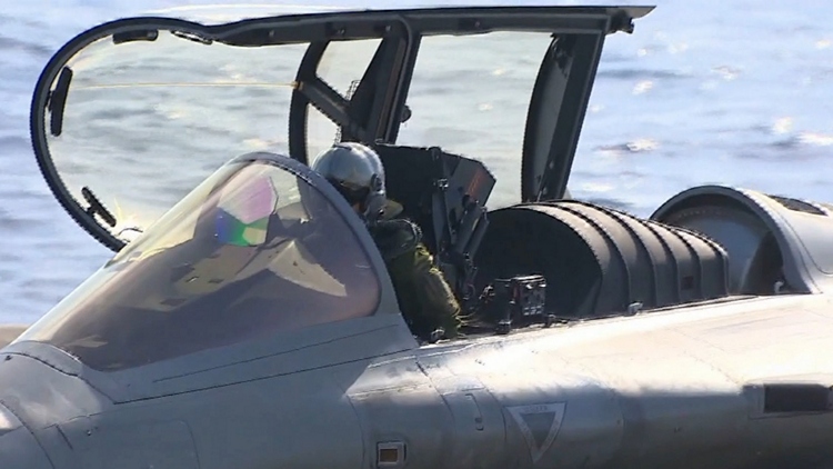 A French pilot in a military jet