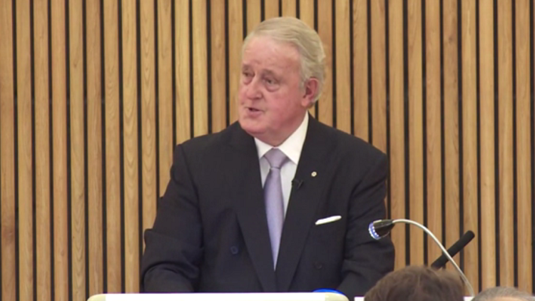 Brian Mulroney speaks to a crowd