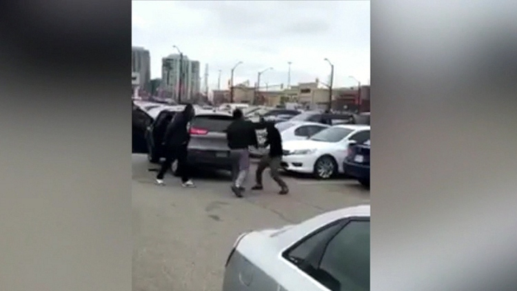 Oakville man charged in parking fight