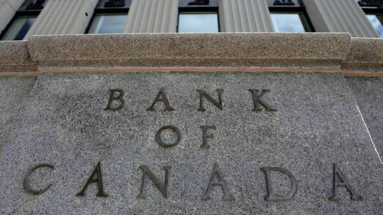 Bank of Canada says key interest rate remains 5% amid weakening economy