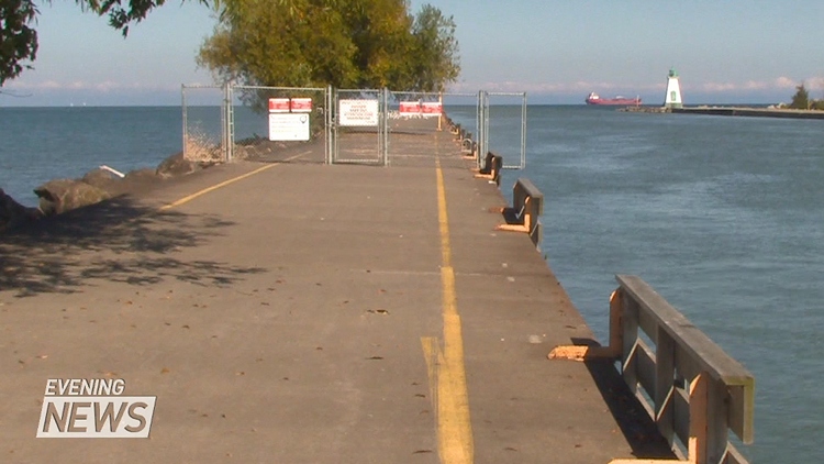 Port Dalhousie piers