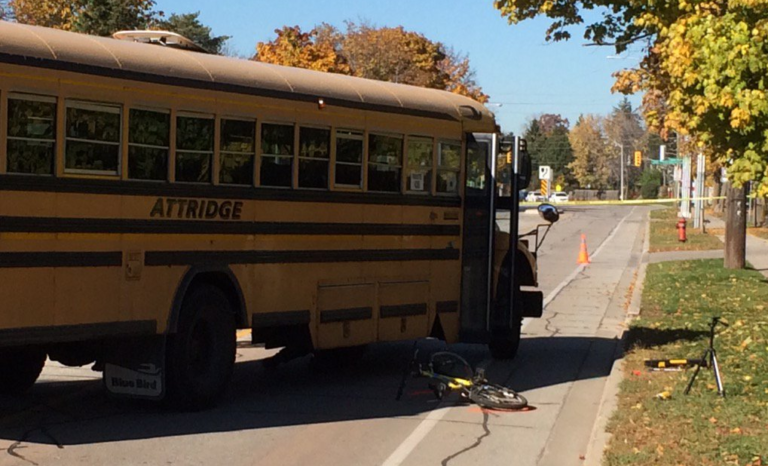 10-year-old girl struck by school bus in Oakville