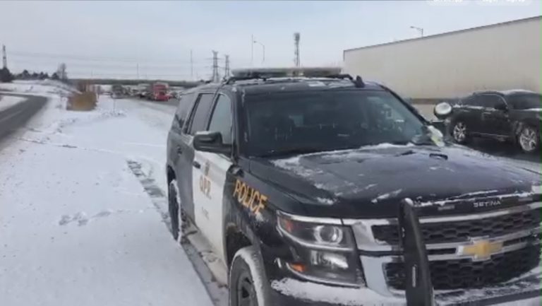 Man struck on Hwy. 401 while filling up washer fluid