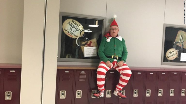 Texas high school principal becomes ‘Elf on the Shelf’