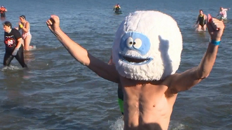 Oakville Polar Bear Dip raises $150k