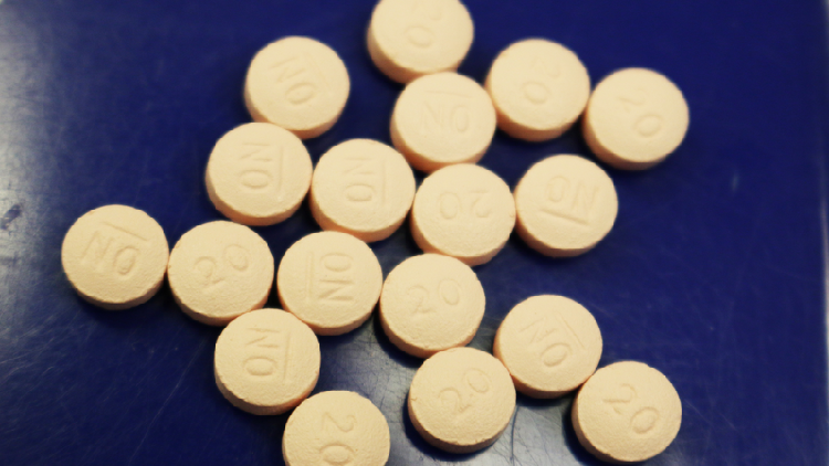 McMaster study calls for doctors to reduce opioid prescriptions