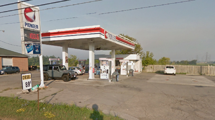 Hamilton Mountain gas station robbed at gunpoint