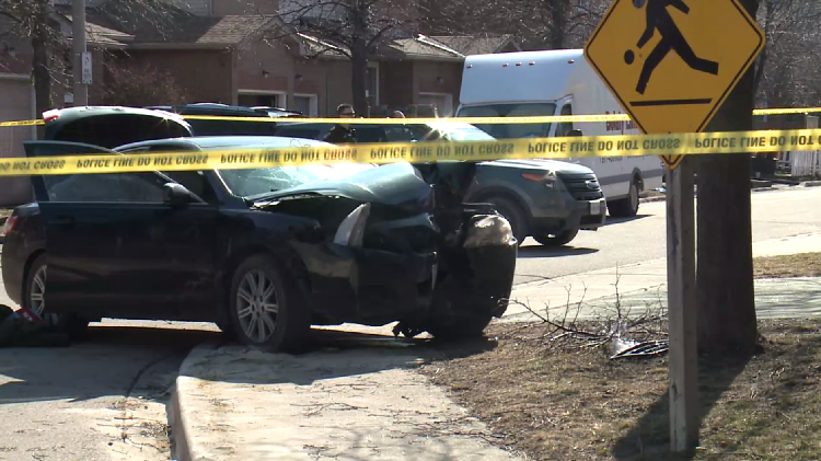 Two injured after car hits tree in Oakville