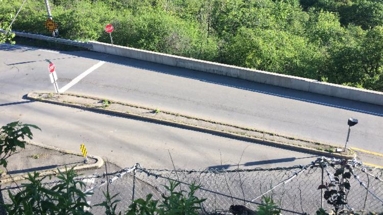 East Leg of Sherman Access reopens after rock slide