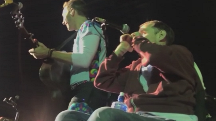 Coldplay invites unexpecting guest onstage