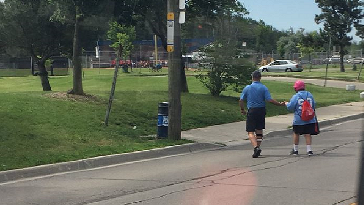 Hamilton bus driver praised for act of kindness