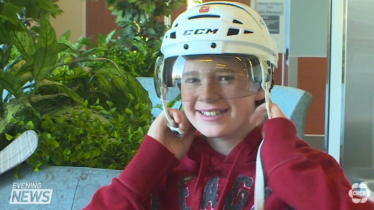 A 13 year old cancer survivor from Niagara meets his hockey hero