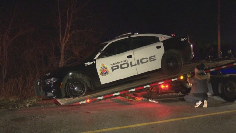 Man arrested after Hamilton police cruiser stolen