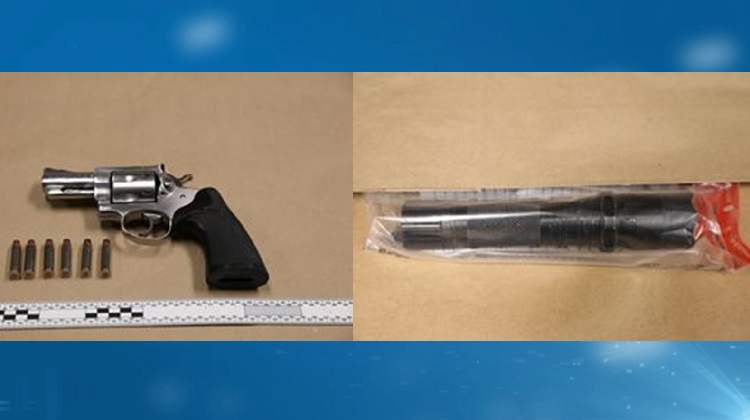 Hamilton police seize loaded gun, tazer during traffic stop