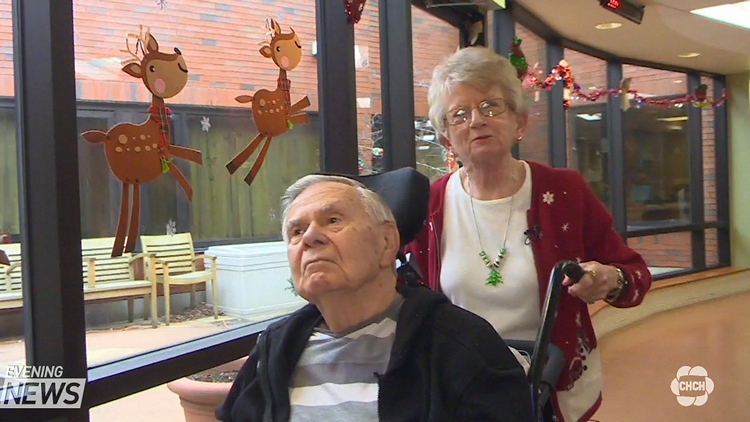 How to make the holidays more enjoyable for those living with dementia
