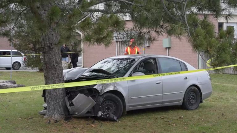 Three people arrested after collision on Hamilton Mountain