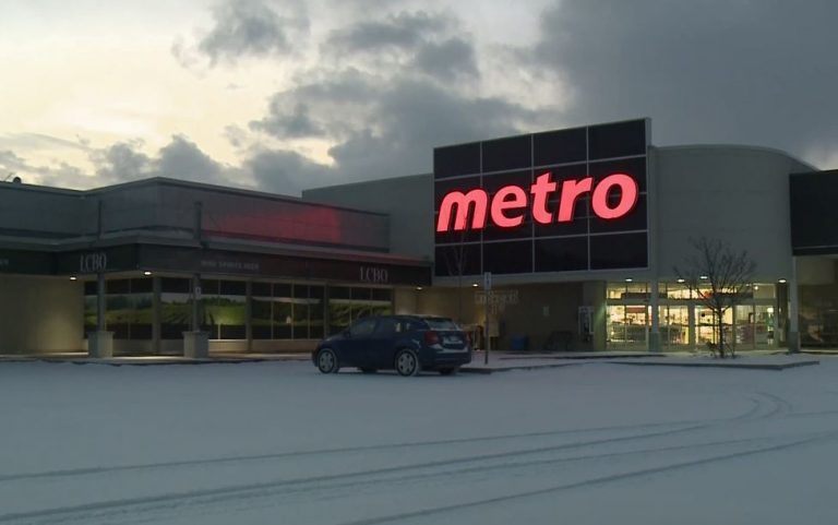 Metro is leaving University Plaza location