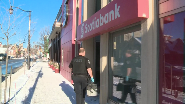 Halton police investigate bank robbery in Milton