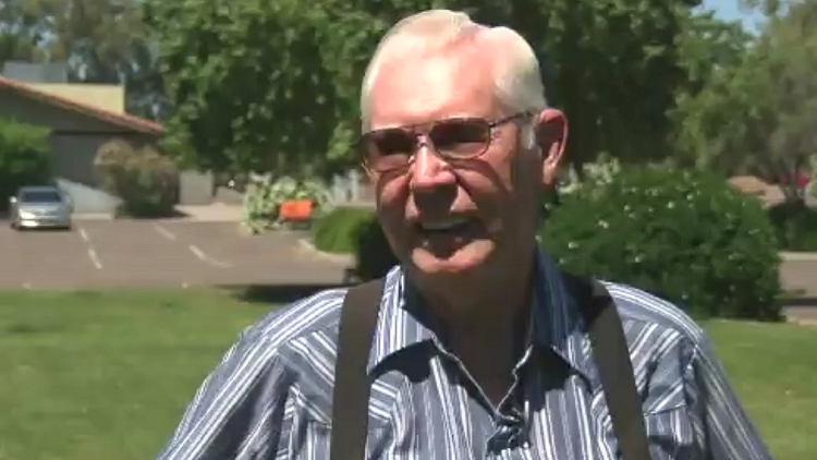 Arizona school runs out of paper, grandpa buys more