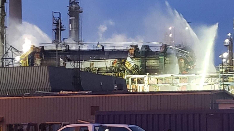 Tower collapses at Sarnia facility, no one injured