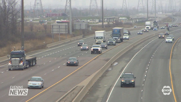 Province open to raising high speed limits, penalizing those who drive too slow