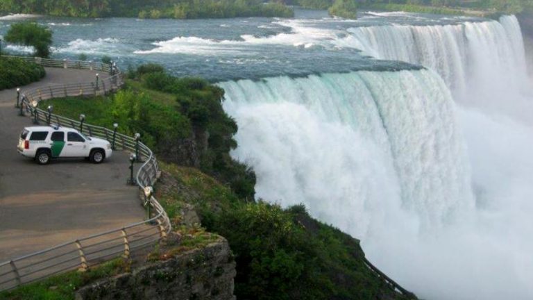 Man arrested for swimming across the Niagara River to enter U.S. illegally