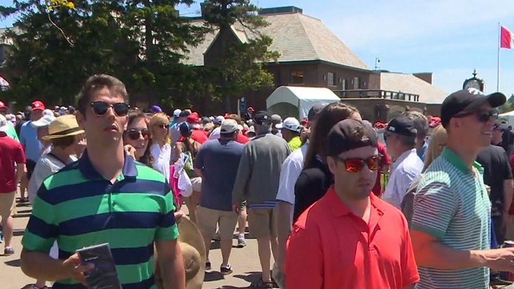 3rd round of the RBC Canadian Open has thousands of spectators eagerly watching the top talent tee off