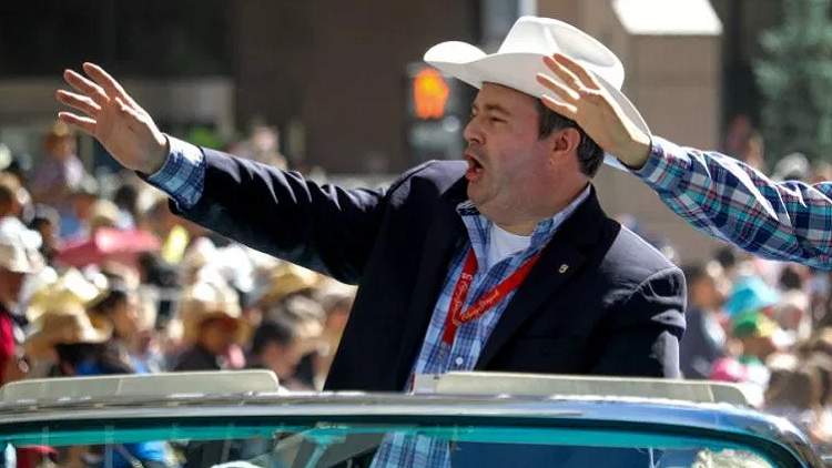 Jason Kenny welcomes premiers to Calgary Stampede.